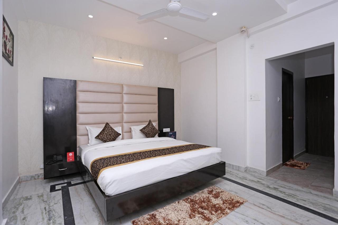 Capital O 10060 Hotel The Leaf Lucknow Ngoại thất bức ảnh