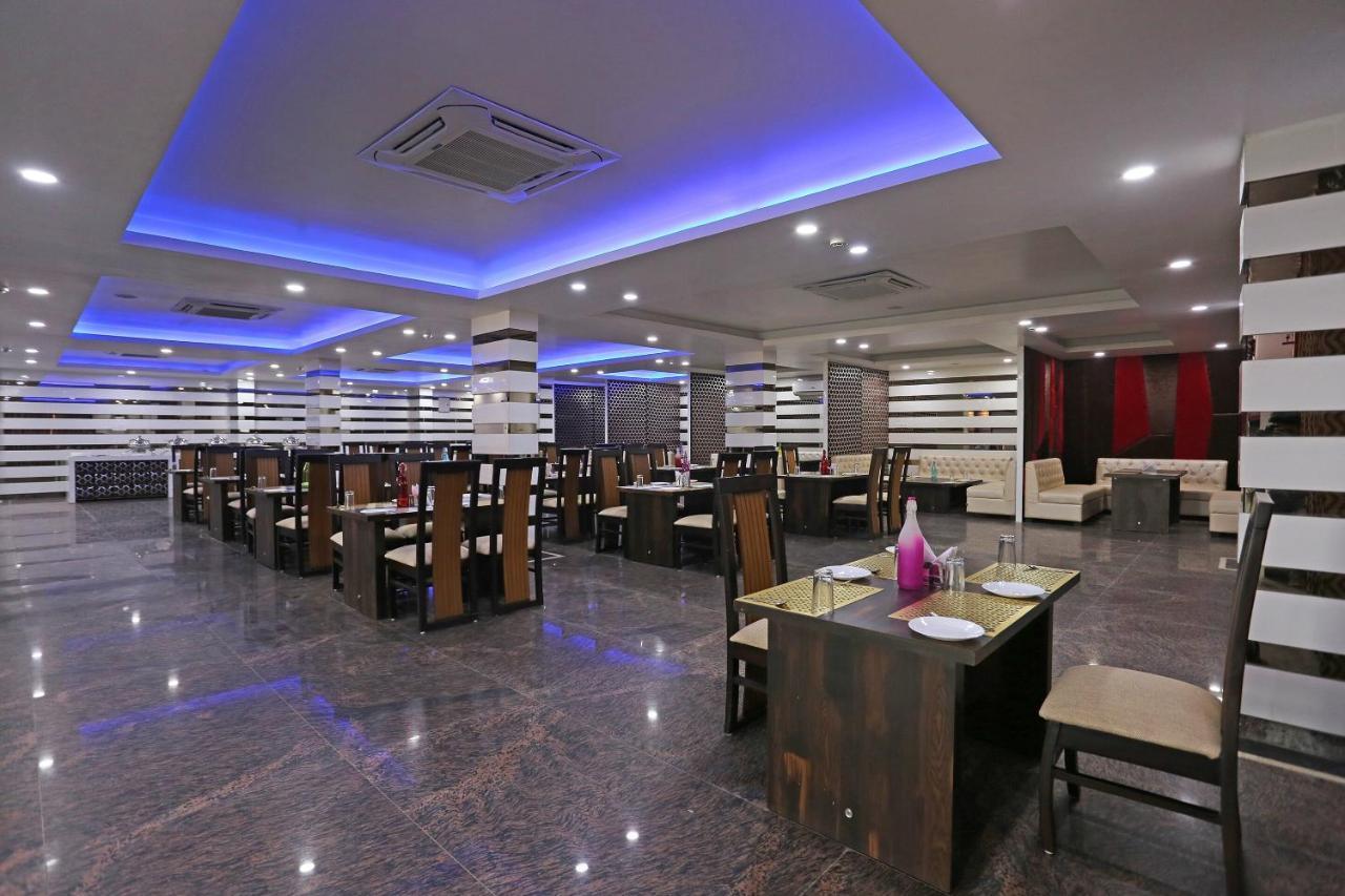 Capital O 10060 Hotel The Leaf Lucknow Ngoại thất bức ảnh